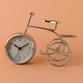 Vintage Bicycle Shape Table Clock – Retro Style Metal Analog Desk Clock with Silver Finish for Living Room, Office, and Home Decor – Unique Gift for Men, Women, and Bike Lovers