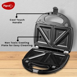 Pigeon 3 in 1 Snack Maker with Detachable Plates for Toast/Waffle/Grill, 750 Watt, Black