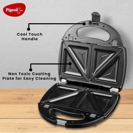 Pigeon 3 in 1 Snack Maker with Detachable Plates for Toast/Waffle/Grill, 750 Watt, Black